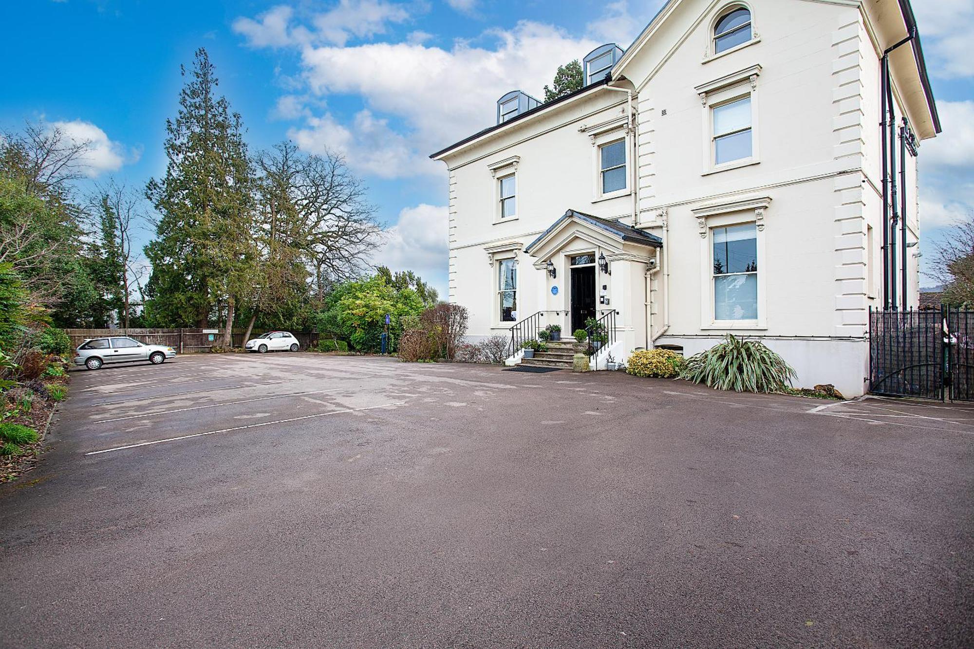 Beaumont House Hotel Cheltenham Exterior photo